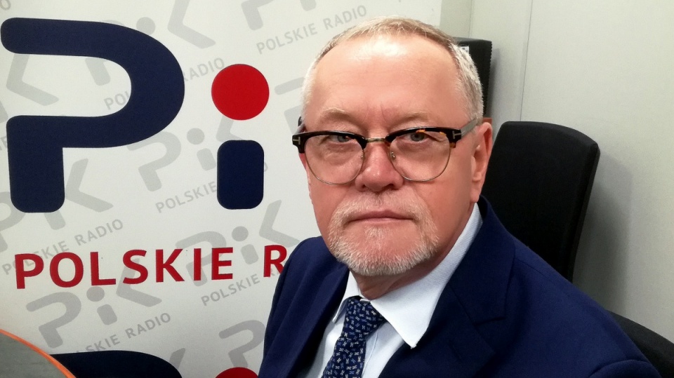 Prof. Andrzej Tretyn w toruńskim studiu Polskiego Radia PiK. Fot. Michał Zaręba