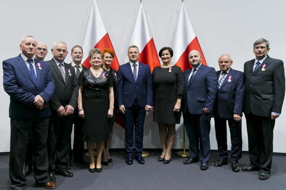 Wręczenie medali i odznaczeń w Urzędzie Wojewódzkim w Bydgoszczy/fot. materiały UW