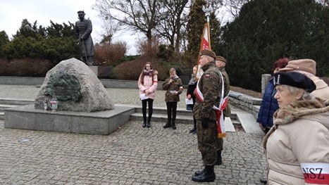 Wywalczyli dla nas wolną Polskę. Toruńskie obchody 77. rocznicy utworzenia AK