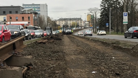 Prace na rondzie Bernardyńskim i Kujawskim. Fot. Tomasz Kaźmierski