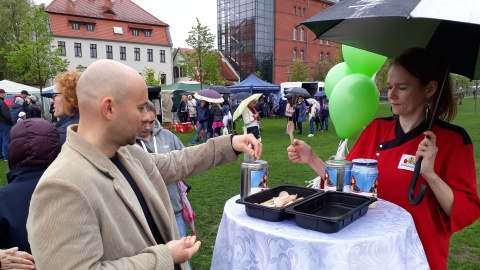 Piknik "Łyżka pomagajka" na Wyspie Młyńskiej w Bydgoszczy. Fot. Kamila Zroślak