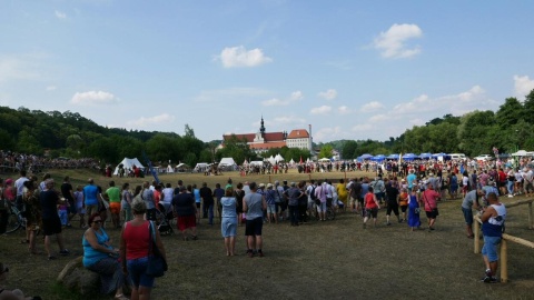 Był pokaz rycerzy konnych i konkursy z nagrodami dla publiczności. Fot. Adam Hibner