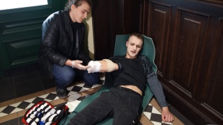Młodzi ruszają z pomocą. Mistrzostwa PCK na dworcu w Toruniu