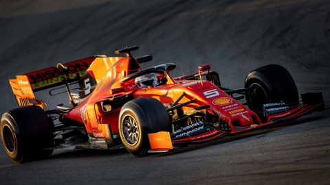 Formuła 1 - Vettel najszybszy pierwszego dnia testów. Kubica nie jeździł