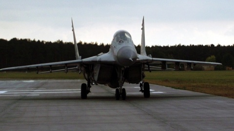 Wypadek samolotu wojskowego MIG 29 pod Węgrowem na Mazowszu. Pilot przeżył