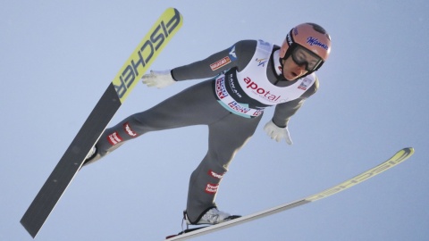 Niedzielne podium w Sapporo bez polskich skoczków narciarskich