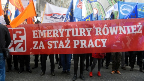 Związkowcy OPZZ manifestowali w Warszawie. W sprawie emerytur