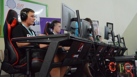 Gry wideo, ale i planszówki. E-sport w Inowrocławiu [zdjęcia]