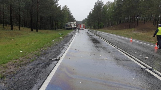 Czarna niedziela na drogach. Siedem wypadków, 3 osoby nie żyją [aktualizacja]