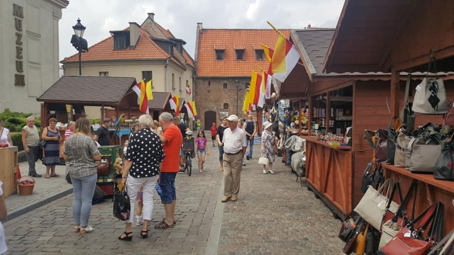 Tradycyjne smaki, rękodzieło i koncerty czyli Jarmark Spichrzowy w Grudziądzu