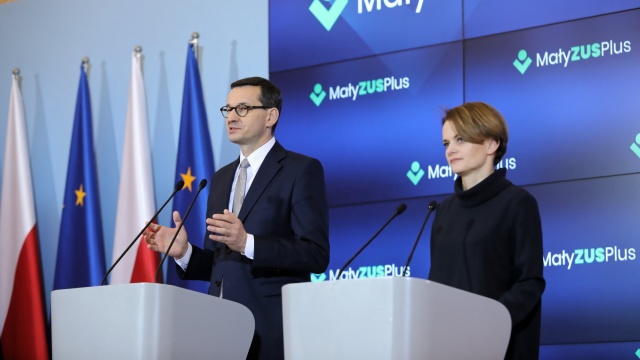 Morawiecki: elektromobilność pozostaje priorytetem