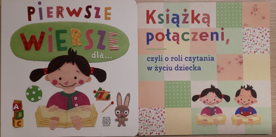 Wyprawka dla trzylatka to książka "Pierwsze wiersze dla...", Karta Małego Czytelnika do zbierania bibliotecznych naklejek orz broszura dla rodziców/fot. Bogumiła Wresiło