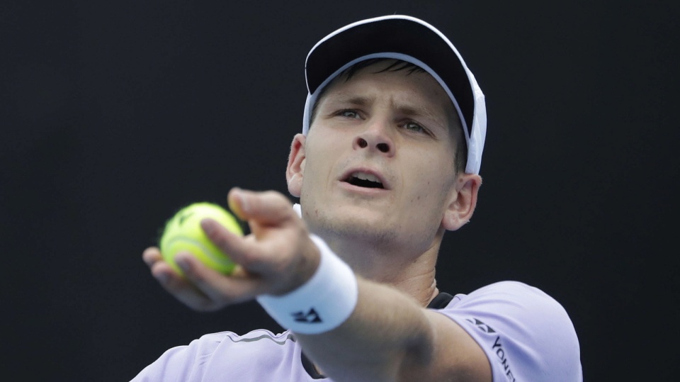 Na zdjęciu Hubert Hurkacz podczas meczu 1. rundy Australian Open 2019. Fot. PAP/EPA/MAST IRHAM