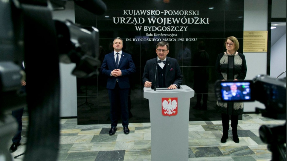 Briefing prasowy poprzedził spotkanie robocze ministra z wojewodą i podległymi mu służbami. Fot. www.bydgoszcz.uw.gov.pl