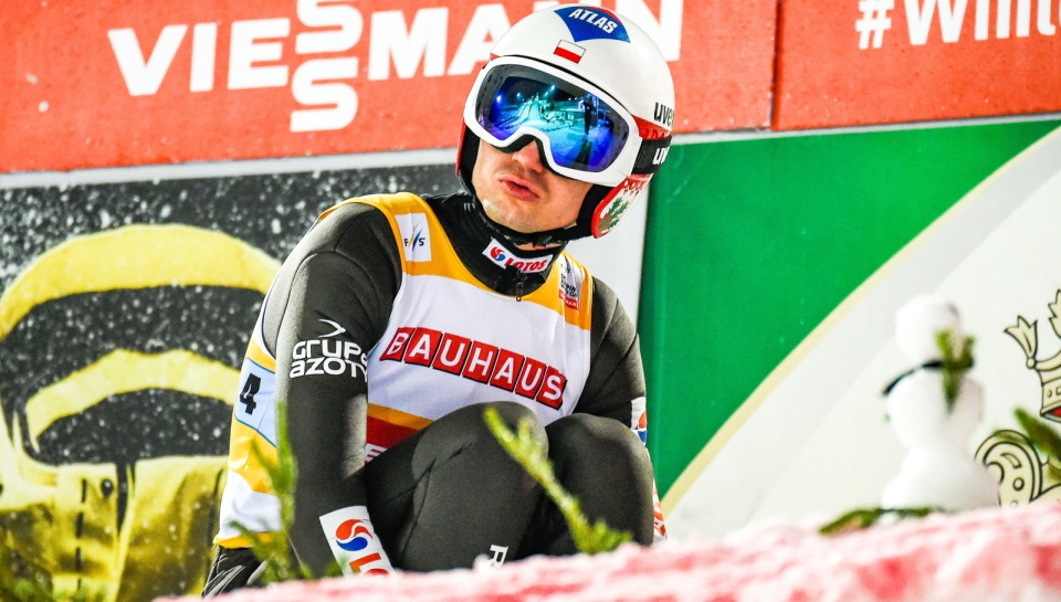 Na zdjęciu Kamil Stoch, który po finałowym sobotnim skoku w Lahti nie mógł być zadowolonym. Fot. PAP/EPA/MARKKU OJALA