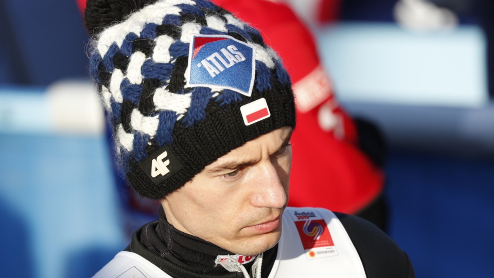 Na zdjęciu Kamil Stoch tuż po sobotnim konkursie w Innsbrucku na MŚ 2019. Fot. PAP/Grzegorz Momot