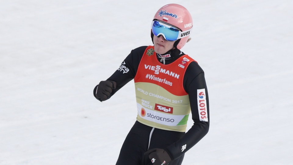 Dawid Kubacki (na zdjęciu) mógł być zadowolony ze swoich skoków treningowych we wtorek w Seefeld. Fot. PAP/Grzegorz Momot