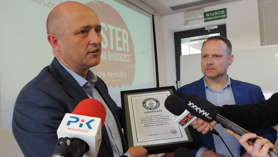 Przy okazji konferencji zapowiadającej Ster na Bydgoszcz 2019 miasto odebrało też certyfikat potwierdzający zorganizowanie największej parady kajakowej Fot. Tatiana Adonis