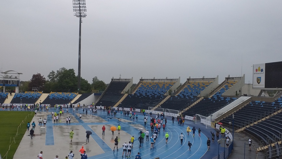 Start i meta zlokalizowane były na stadionie Zawiszy. Fot. Jolanta Fischer