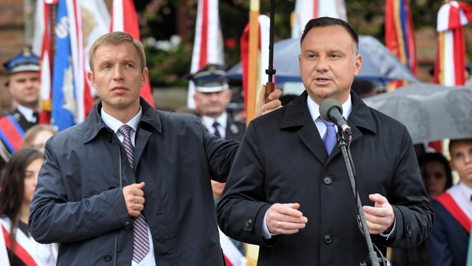 Andrzej Duda podkreślił podczas spotkania z mieszkańcami Myślenic, że polski naród ma swoją dumę i swoją godność. Fot. PAP/Jacek Bednarczyk