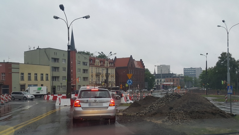 Zmiany organizacji ruchu na Kujawskiej, rondzie Bernardyńskim i Bernardyńskiej w Bydgoszczy. Fot. Ireneusz Sanger