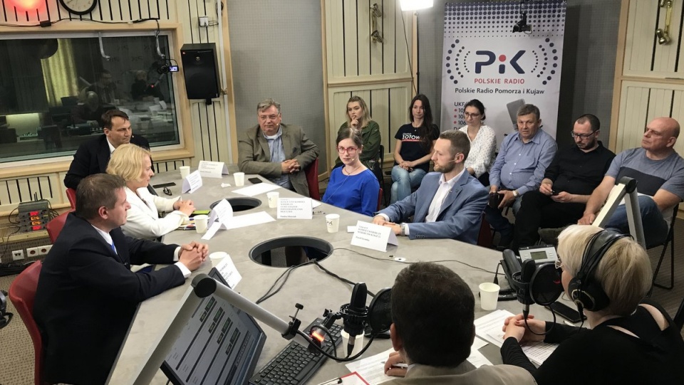 We wtorek, 21 maja, w studiu Polskiego Radio PiK odbyła się trzecia z czterech zaplanowanych przedwyborczych debat./fot. Tomasz Kaźmierski