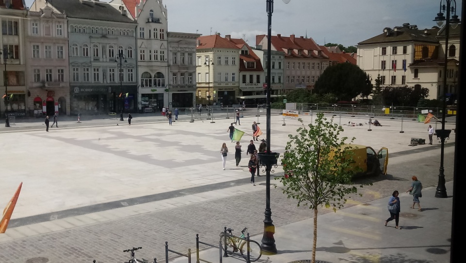 Stary Rynek w części już jest dostępny dla przechodniów./fot. Marcin Kupczyk