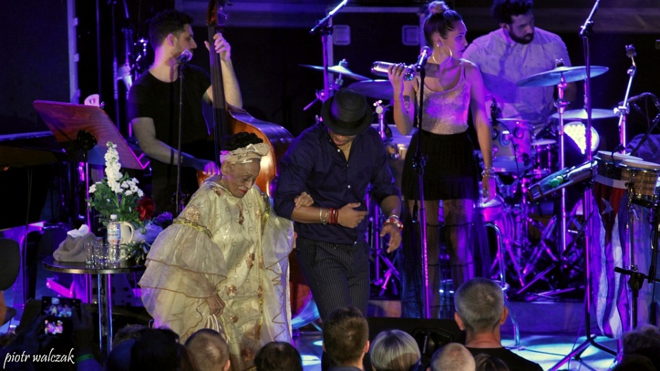 Omara Portuondo na Festiwalu Drums Fusion w Bydgoszczy/fot. Piotr Walczak