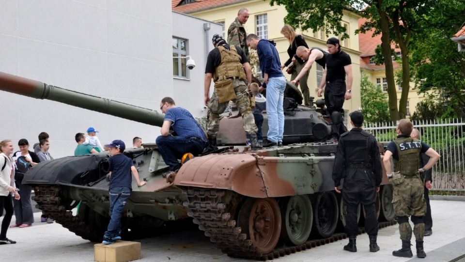 Jedna z propozycji Muzeum Wojsk Lądowych to „Pancerne czwartki”. Co dwa tygodnie, w czwartki, od godziny 10 do 14 będzie można zwiedzać wnętrza czołgu T-72/fot. materiały muzeum