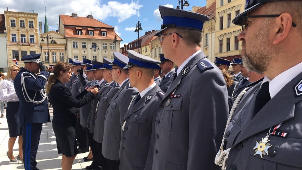 Oficjalna uroczystość, poprzedzona mszą w katedrze, odbyła się na Starym Rynku w Bydgoszczy. Fot. Elżbieta Rupniewska