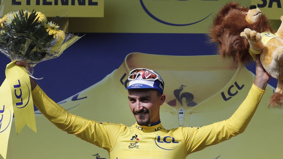 Na zdjęciu Julian Alaphilippe, który znów jest liderem Tour de France 2019. Fot. PAP/EPA/GUILLAUME HORCAJUELO