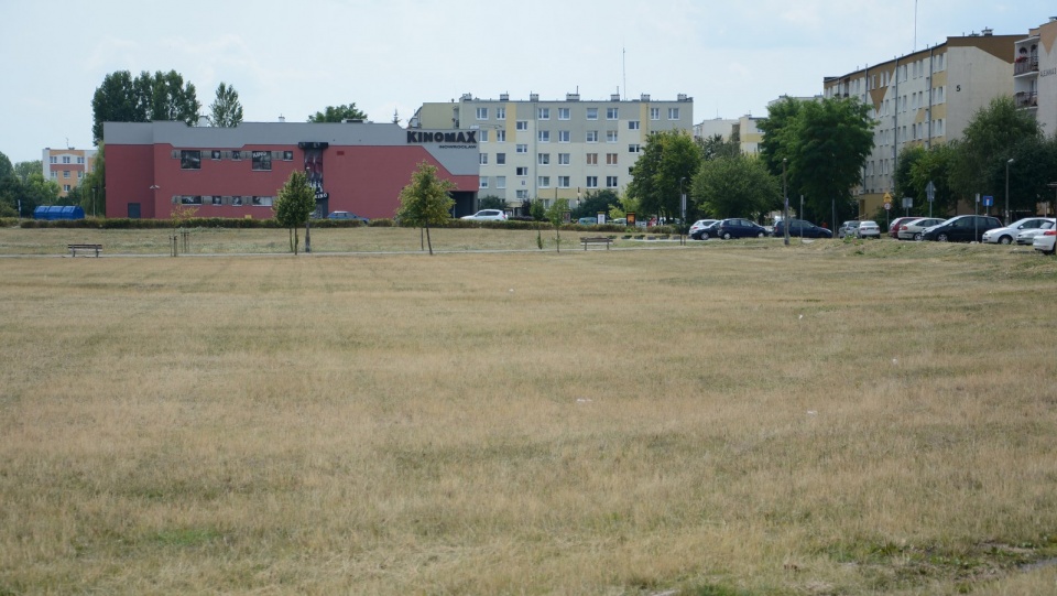 Parking przy ulicy Błażka na osiedlu Rąbin w Inowrocławiu jest jedną z bardziej oczekiwanych inwestycji tej części miasta. Fot. Sławomir Jezierski