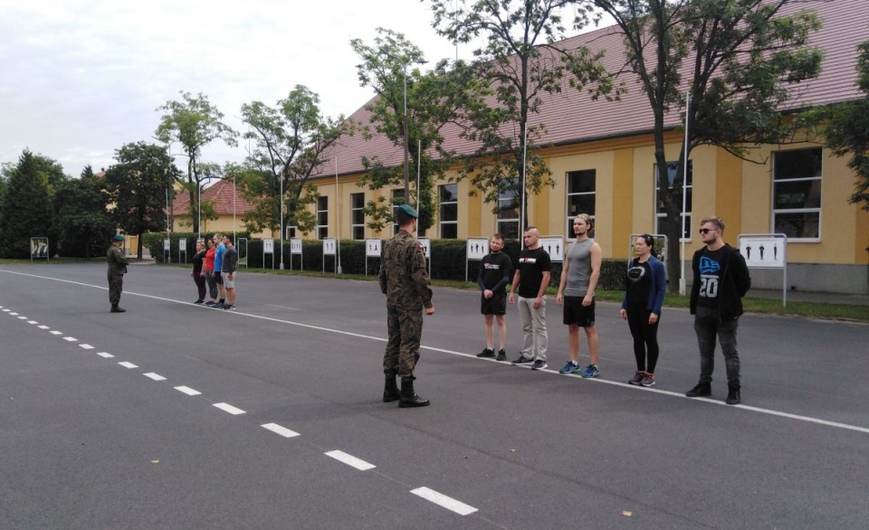 Szkolenie wojskowe dla ochotników w Toruniu/fot. Monika Kaczyńska