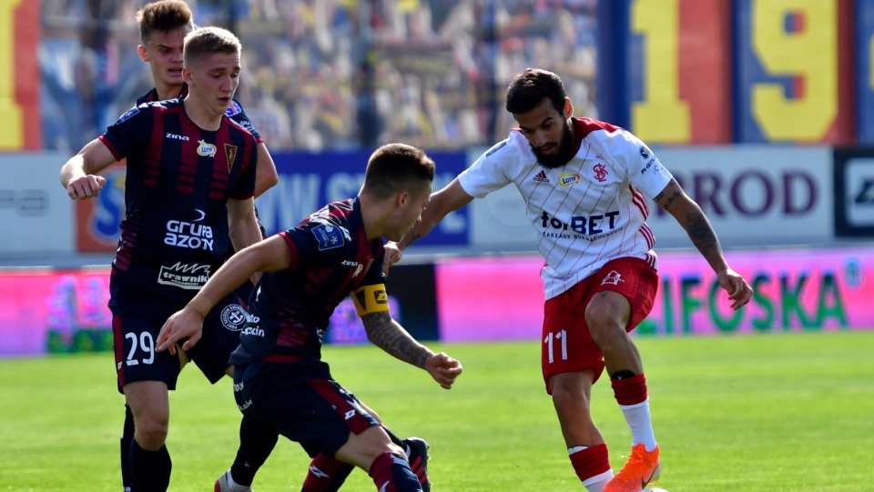 Zdjęcie z meczu Pogoń Szczecin - ŁKS Łódź (1:0) w 8. kolejce ekstraklasy piłkarskiej 2019/2020. Fot. PAP/Marcin Bielecki