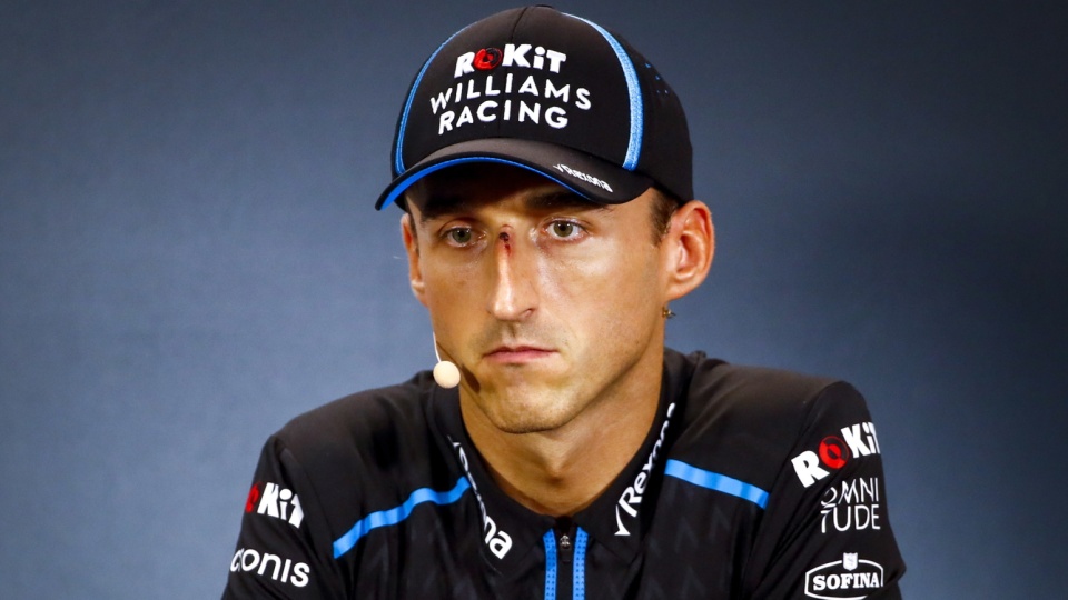 Na zdjęciu Robert Kubica na konferencji prasowej, na której ogłosił, że po sezonie 2019 nie przedłuży kontraktu z Williamsem. Fot. PAP/EPA/DIEGO AZUBEL