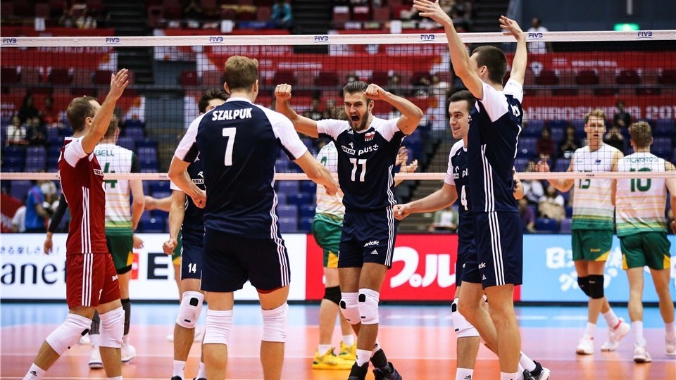 Polscy siatkarze cieszą się z udanej akcji w meczu z Australią (3:0) w 8. kolejce Pucharu Świata 2019. Fot. materiały prasowe/FIVB