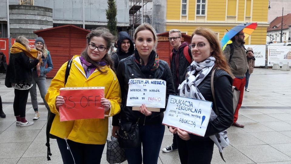 Protest przeciwko projektowi nowelizacji inicjatywy „Stop pedofilii”./fot. Tatiana Adonis