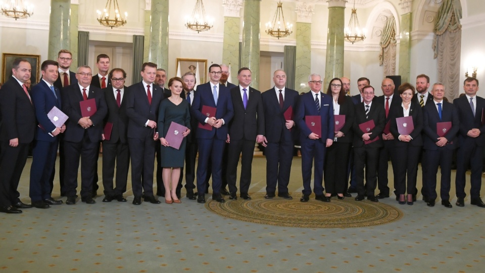 Premier Mateusz Morawiecki oprócz funkcji szefa rządu objął także stanowisko ministra sportu. Fot. PAP/Radek Pietruszka