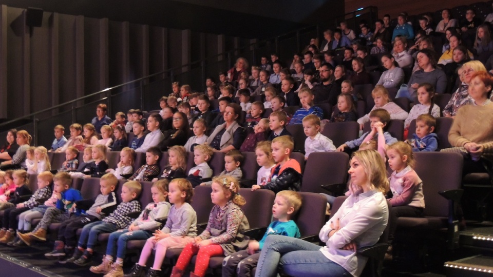 "Trzy świnki" - ostatni spektakl Teatru Lalek Buratino/fot. Tatiana Adonis