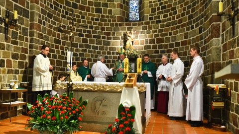 Dwudniowe uroczystości wprowadzenia relikwii błogosławionego ks. podharcmistrza Stefana Wincentego Frelichowskiego do Bazyliki Najświętszej Maryi Panny odbyły się w Inowrocławiu. Fot. Robert Sawicki