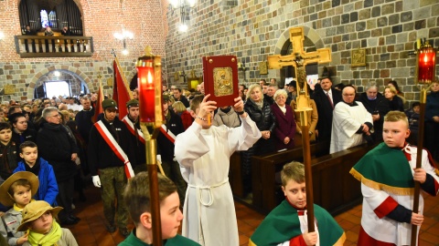 Dwudniowe uroczystości wprowadzenia relikwii błogosławionego ks. podharcmistrza Stefana Wincentego Frelichowskiego do Bazyliki Najświętszej Maryi Panny odbyły się w Inowrocławiu. Fot. Robert Sawicki