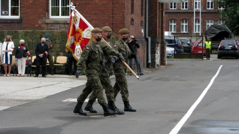 8 Kujawsko–Pomorska Brygada Obrony Terytorialnej otrzymał w sobotę, 29 sierpnia, sztandar wojskowy. Odbyło się także zaprzysiężenie kandydatów na żołnierzy oraz święto Brygady./fot. Tatiana Adonis