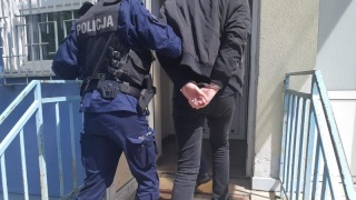 Zarzuty dla wandali, którzy znieważyli toruńskie pomniki. Częściowo przyznali się do winy