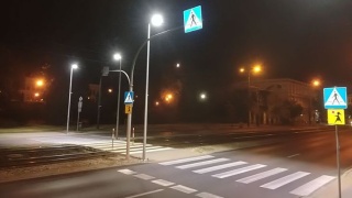 15 przejść dla pieszych z nowym oświetleniem. Będzie jaśniej i bezpieczniej