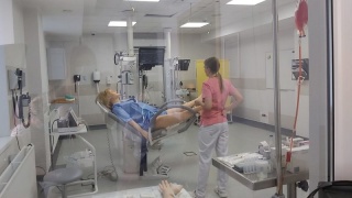 Prawdziwy egzamin, ale choroby, pacjenci i szpital - to symulacja [zdjęcia]