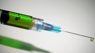 Pneumokoki im nie straszne. Seniorzy z regionu mogą się zaszczepić za darmo