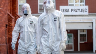 Ministerstwo Zdrowia: 594 nowe zakażenia koronawirusem, w naszym regionie 13