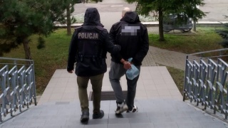 Narkotyki w domu i w samochodzie, a 30-latek już w areszcie