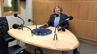 Europoseł Kosma Złotowski: Jest kompromis, ale kryzysów nie unikniemy [rozmowa]