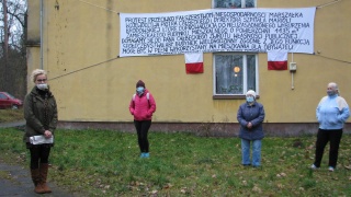 Niepokój w Smukale. Stracą mieszkania z powodu budowy domu dla seniorów [zdjęcia]